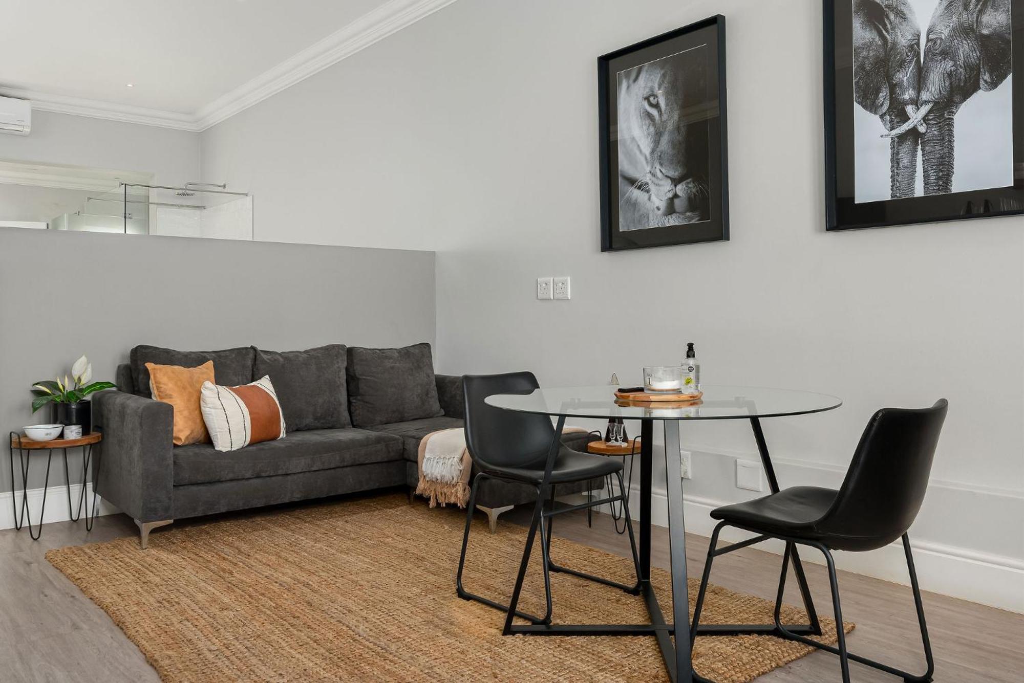 Luxury Franschhoek Getaway Next To Winetram Екстер'єр фото